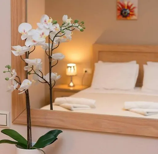 Hotel Adelina