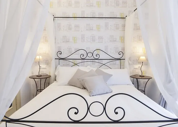 Adelina Hotel 3*