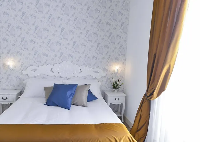 Hotel Adelina 3*