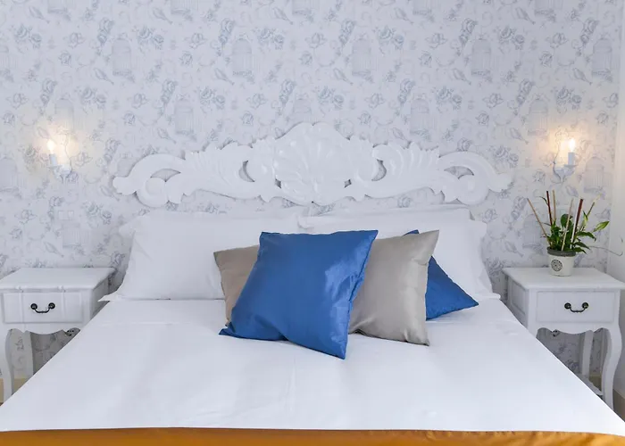 Adelina Hotel